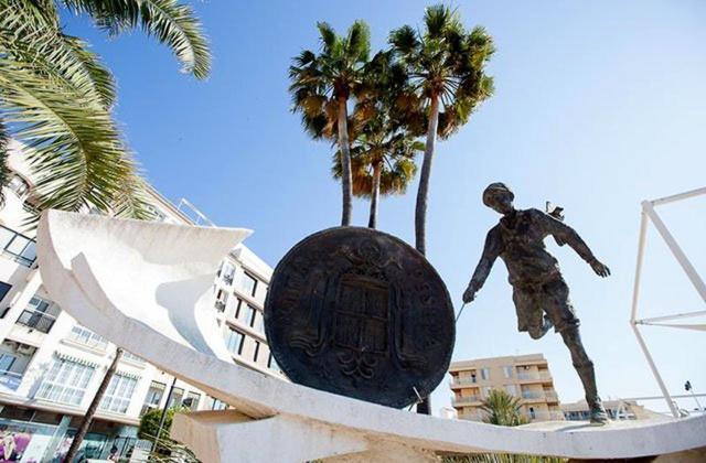 Apartamentos La Libertad إِستيبونا المظهر الخارجي الصورة